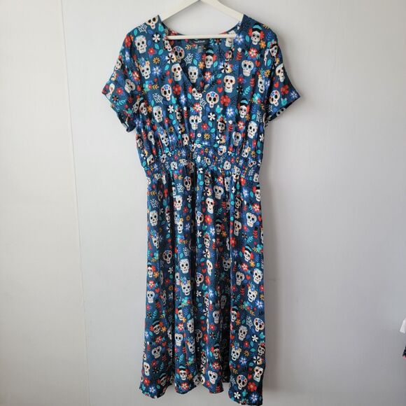 Modcloth Blue Skull Print Midi Dress - Picture 2 of 9